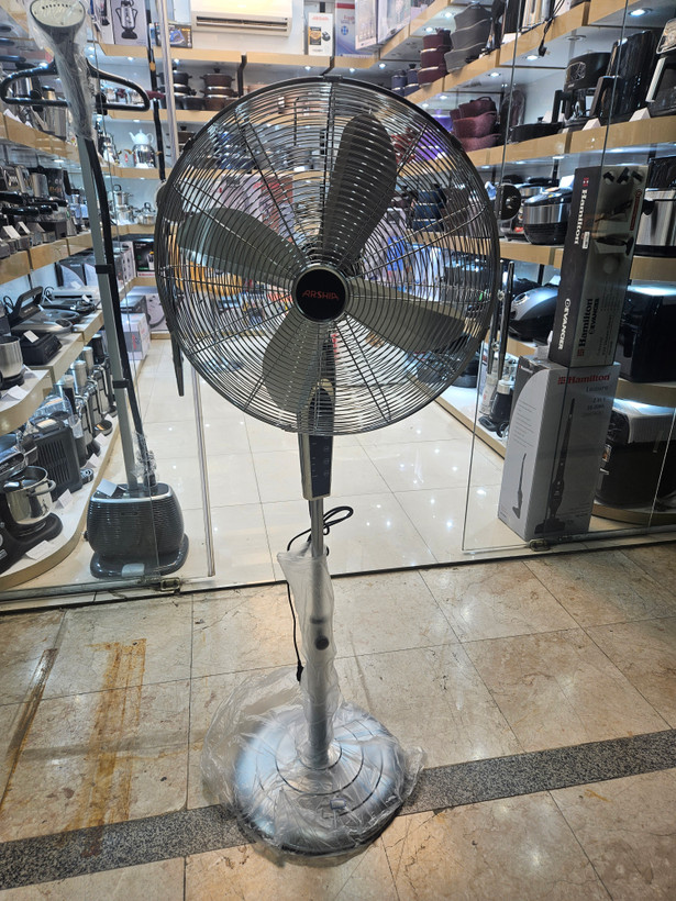 پنکه ارشیا مدل SF-2511A دارای کنترل از راه دور و 4 پره