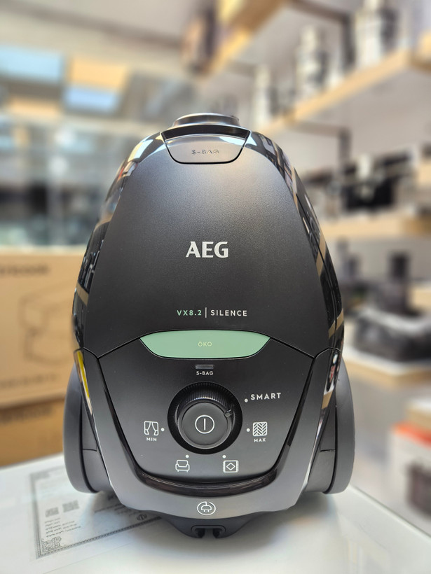 جاروبرقی AEG هوشمند و بیصدا VX82-1-OKO